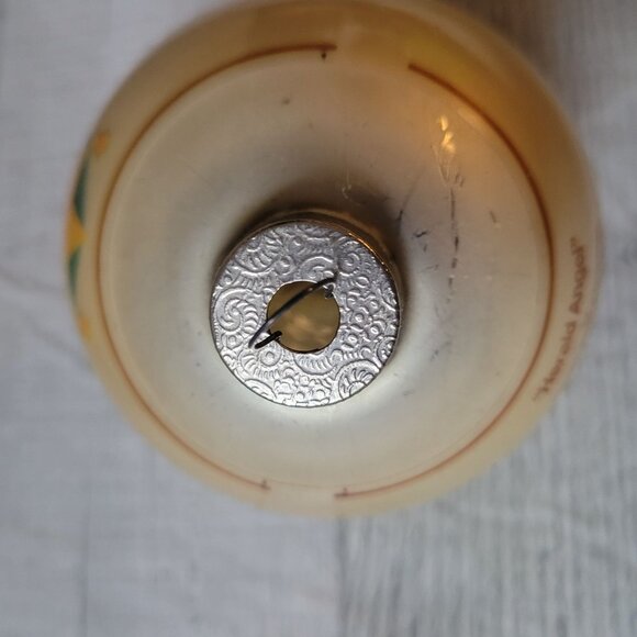 Vintage 1977 Limited Edition Herald Angel Christmas Ornament By Sister Berta Hum - Picture 4 of 4